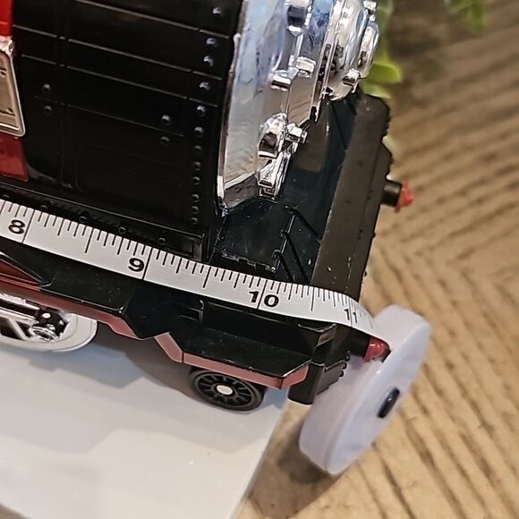 Kids train toy with working lights and sounds - Picture 7 of 9